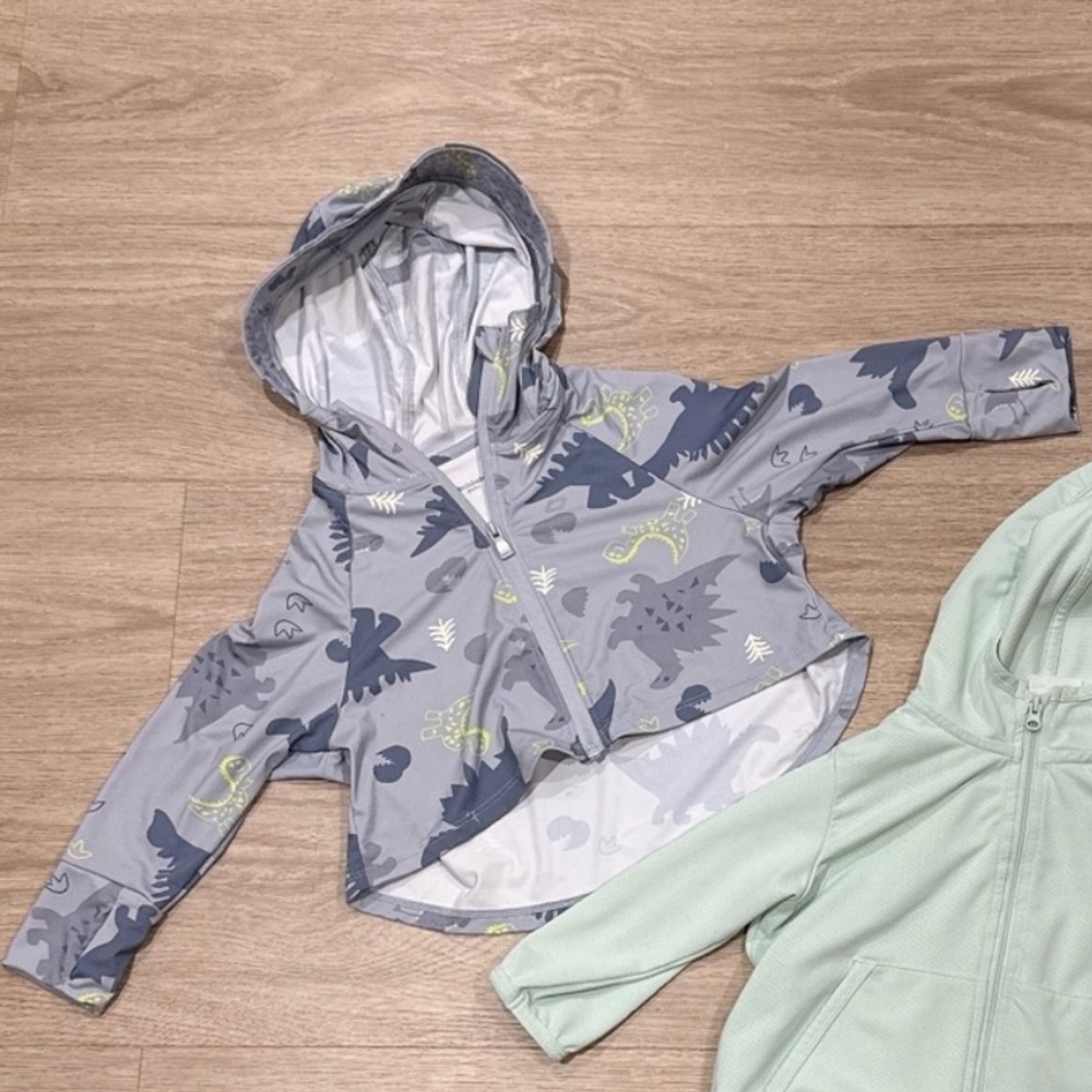 Balabala Kids Dinosaur and Uniqlo airism Mint Green Hoodies 12-18M
